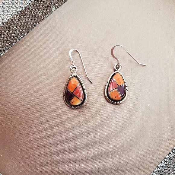 Vintage Native American Inlay Earrings - Picture 2 of 8